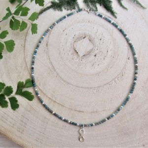 Gargantilla Única de ágata azul y plata de ley