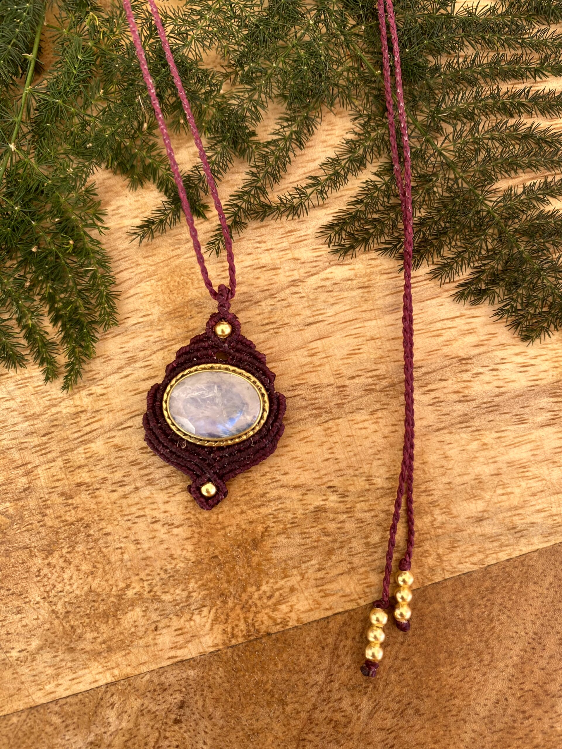 Collar ÚNICA, en macramé y piedra luna - Imagen 4