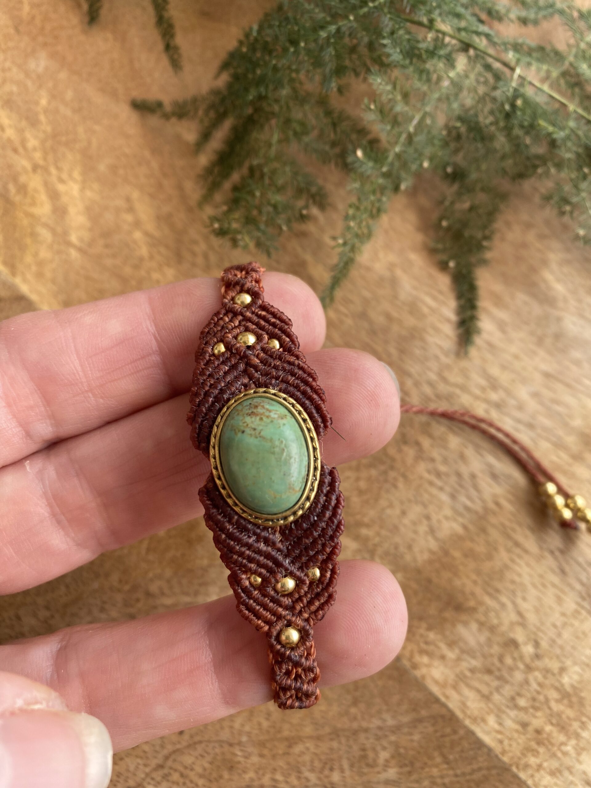 Pulsera ÚNICA, en macramé con turquesa - Imagen 4